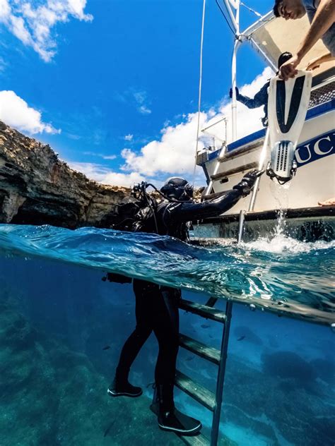 gozo diving holidays.